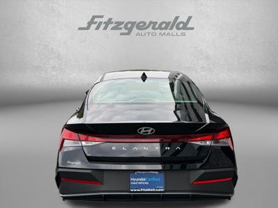 2025 Hyundai ELANTRA SE