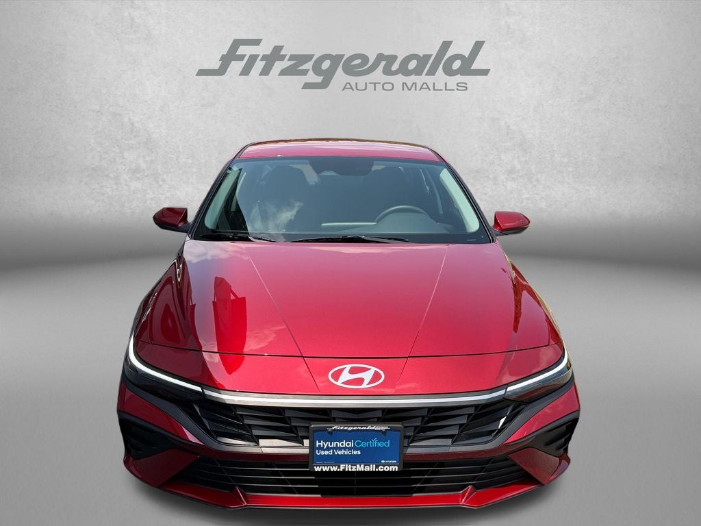 2025 Hyundai ELANTRA SE
