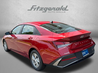 2025 Hyundai ELANTRA SE