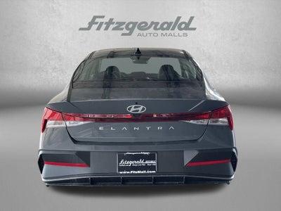 2026 Hyundai ELANTRA SE