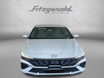 2026 Hyundai ELANTRA SE