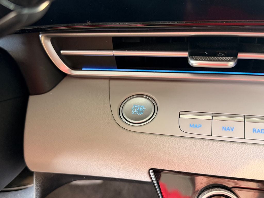 2021 Hyundai ELANTRA Limited