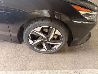 2021 Hyundai ELANTRA Limited