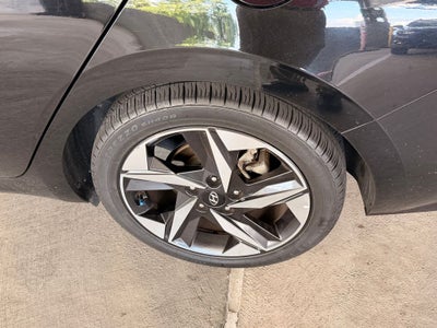 2021 Hyundai ELANTRA Limited