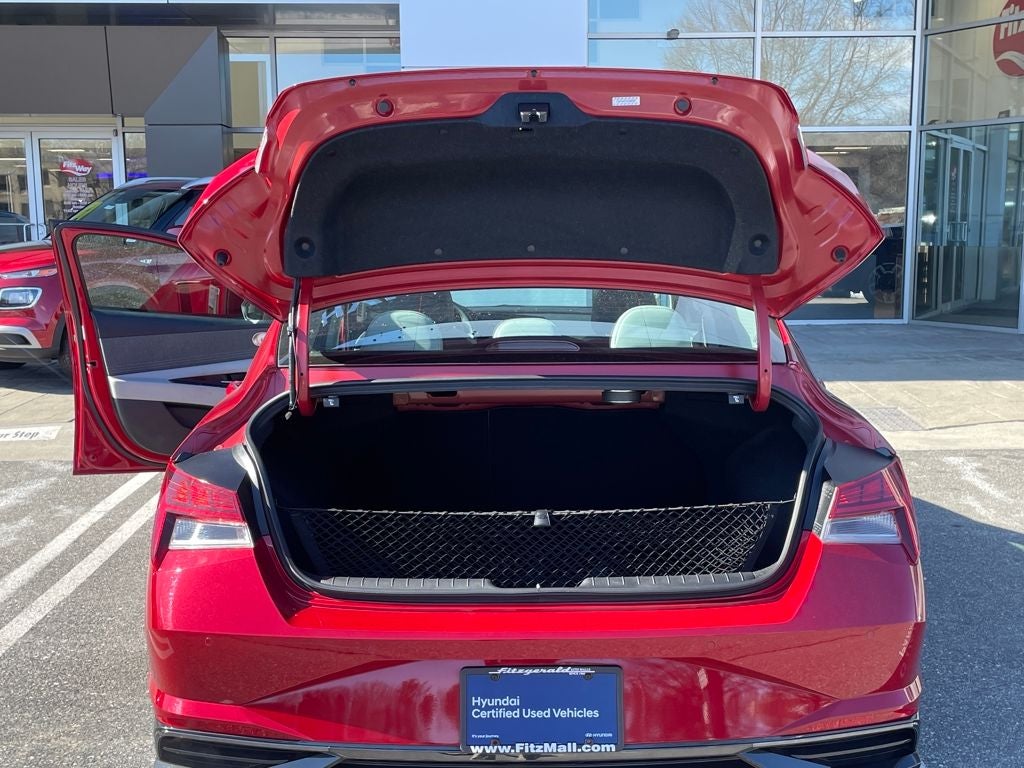 2023 Hyundai ELANTRA Limited