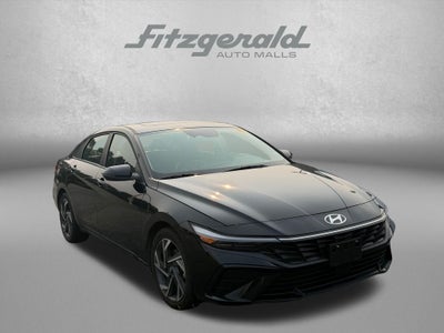 2025 Hyundai ELANTRA Limited