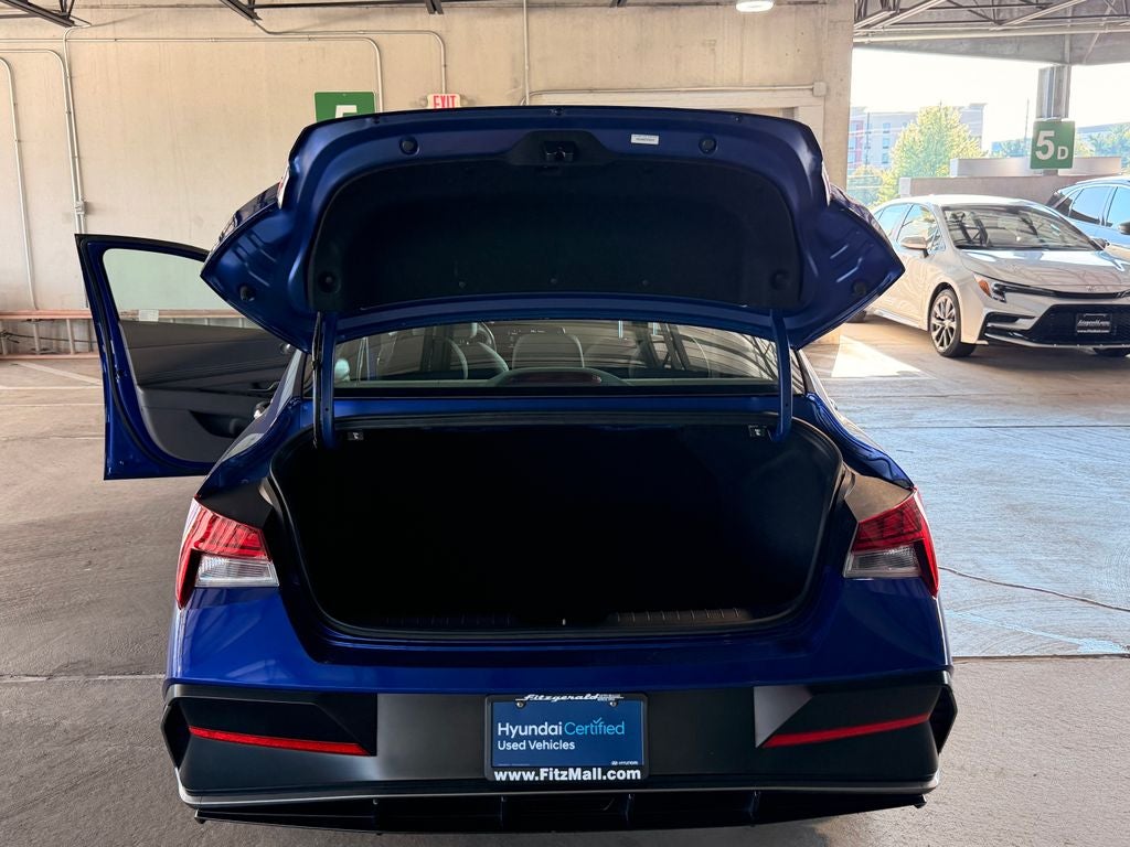 2025 Hyundai ELANTRA SEL Convenience