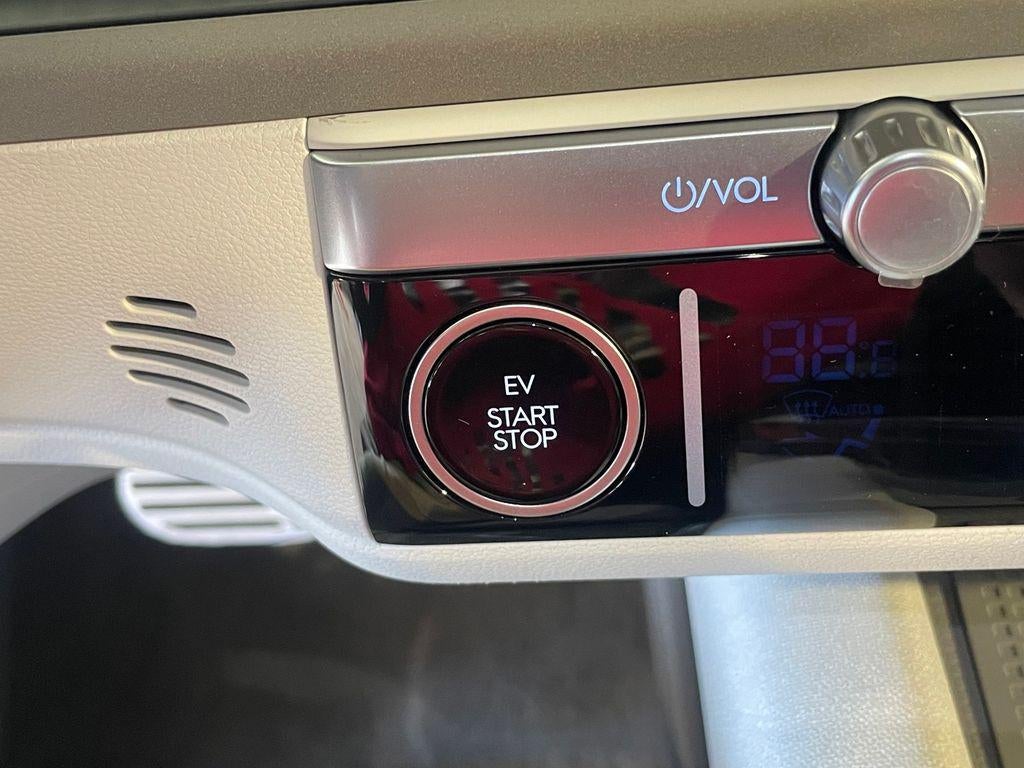 2025 Hyundai IONIQ 6 Limited