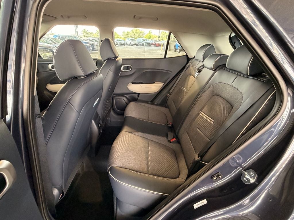 2026 Hyundai VENUE SEL W/Two-Tone Roof