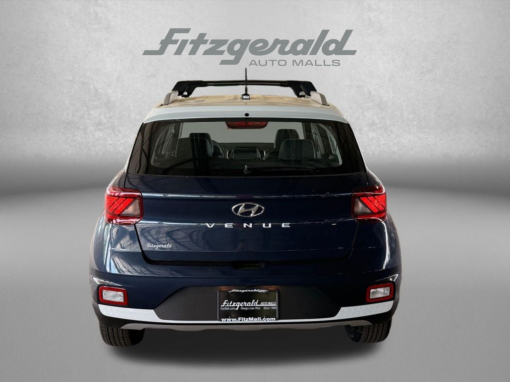 2026 Hyundai VENUE SEL W/Two-Tone Roof