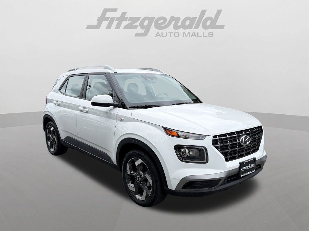 2025 Hyundai VENUE SEL