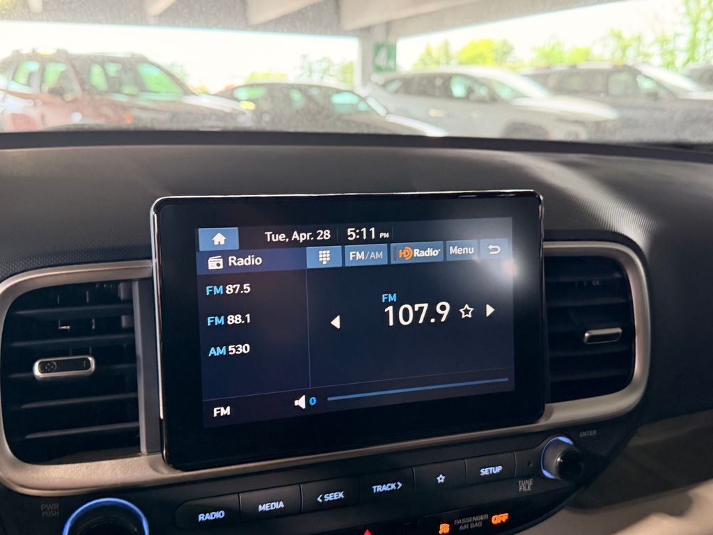 2026 Hyundai VENUE SEL W/Two-Tone Roof