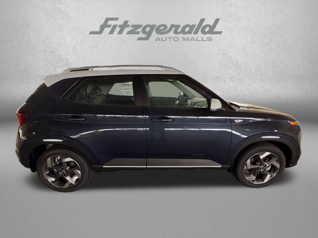 2026 Hyundai VENUE SEL W/Two-Tone Roof
