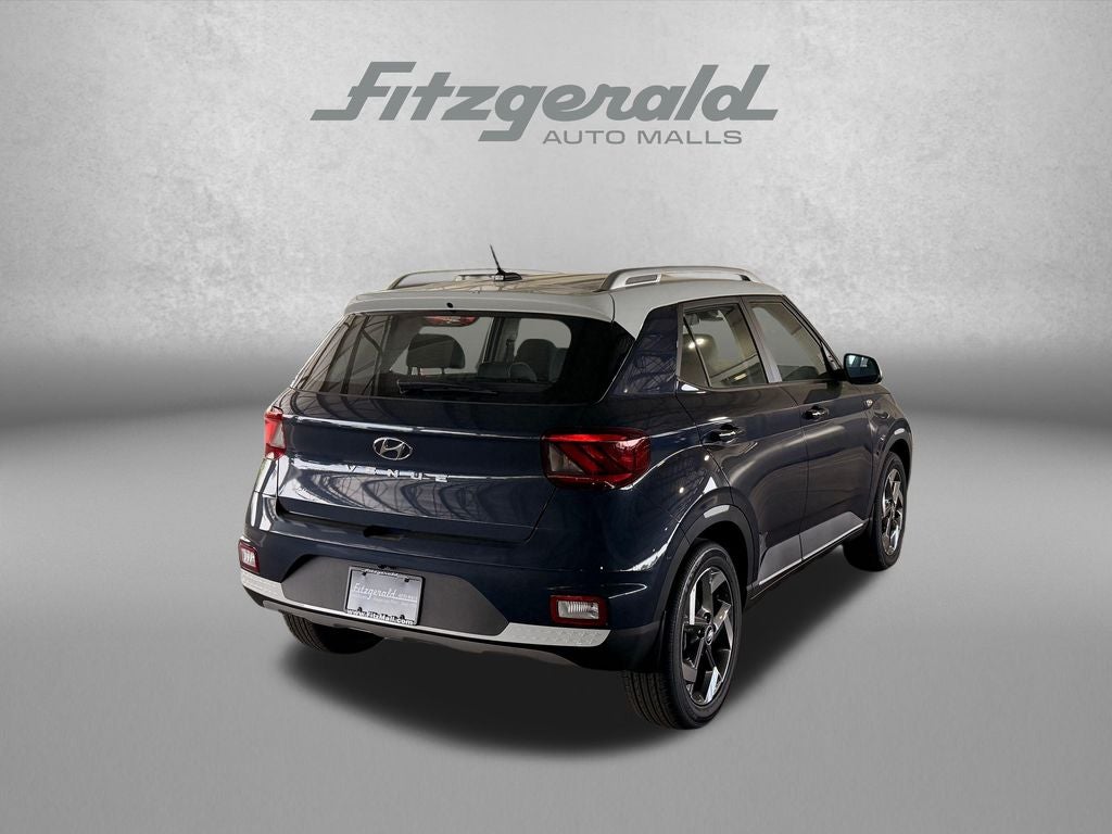 2026 Hyundai VENUE SEL W/Two-Tone Roof