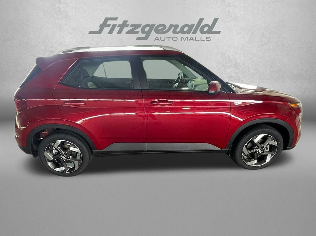 2025 Hyundai VENUE SEL