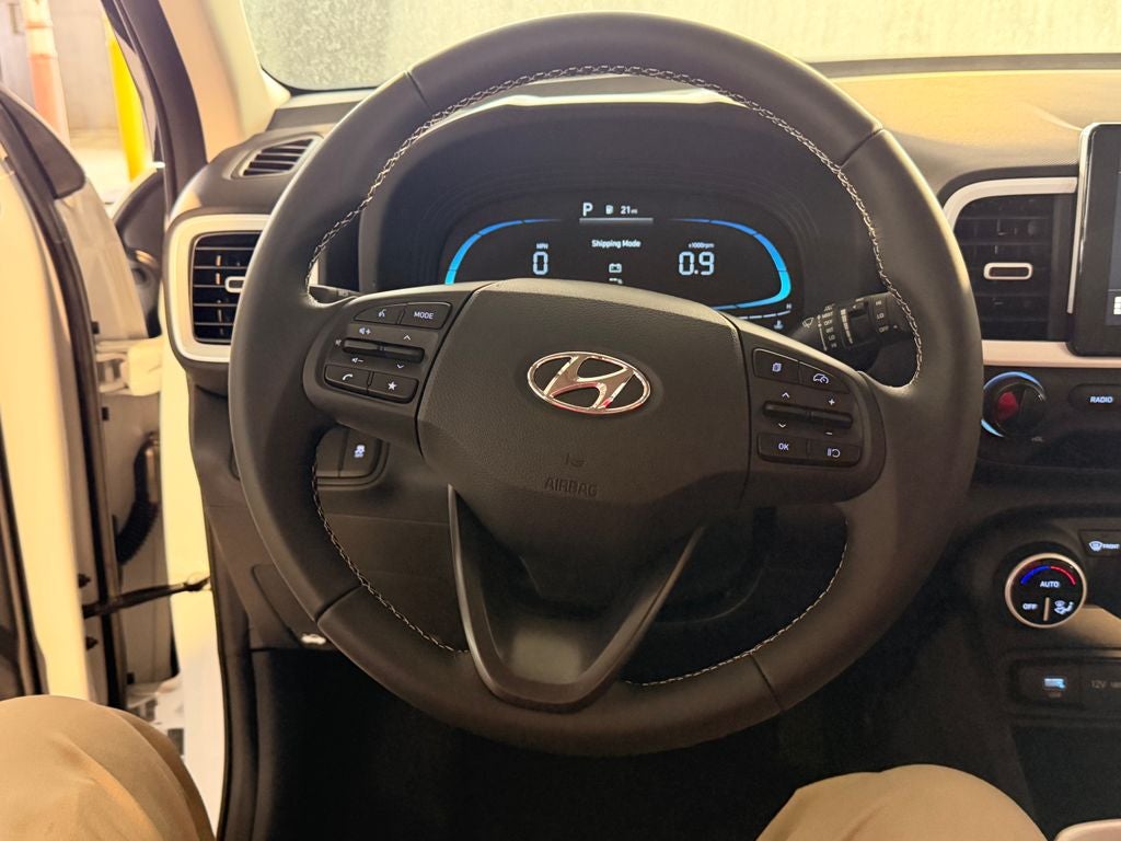 2026 Hyundai VENUE SEL W/Two-Tone Roof