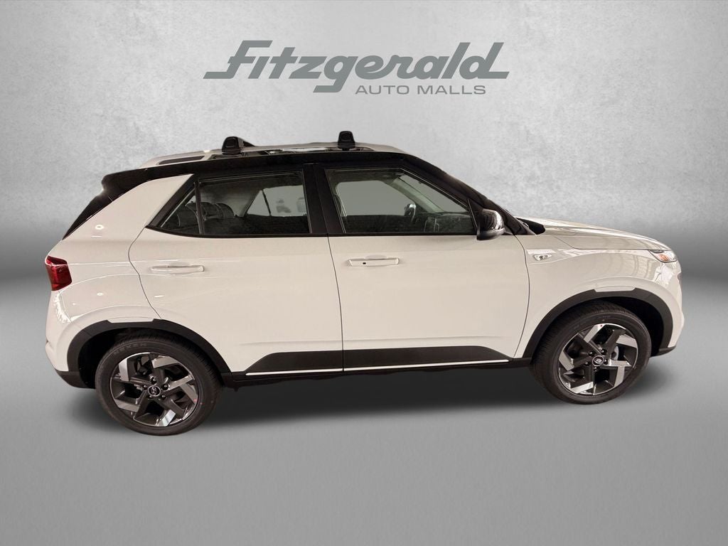 2026 Hyundai VENUE SEL W/Two-Tone Roof