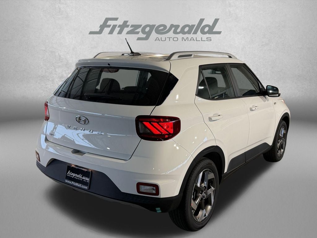 2026 Hyundai VENUE SEL