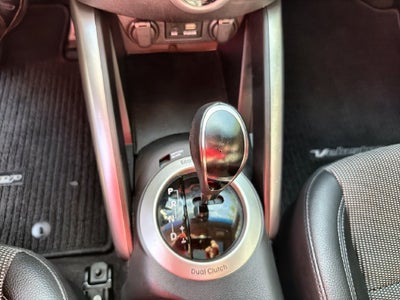 2015 Hyundai VELOSTER Base