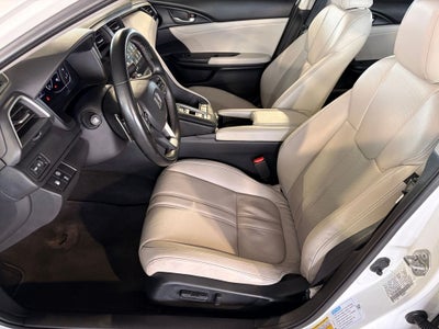 2019 Honda Insight Touring