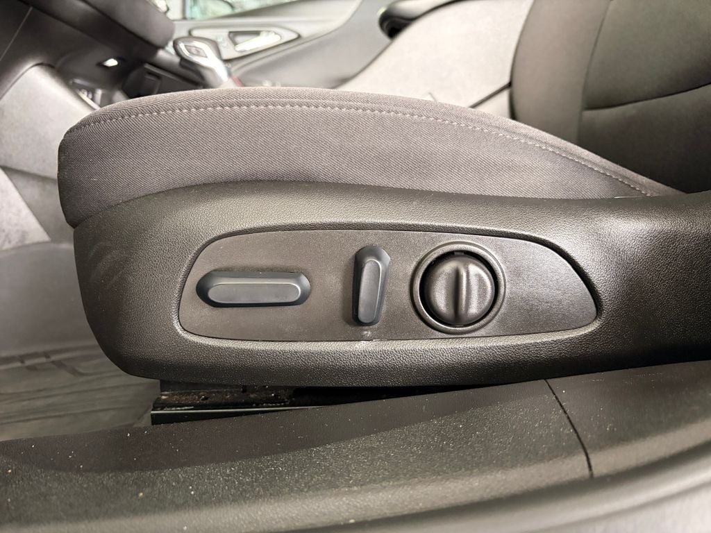 2024 Chevrolet Malibu RS