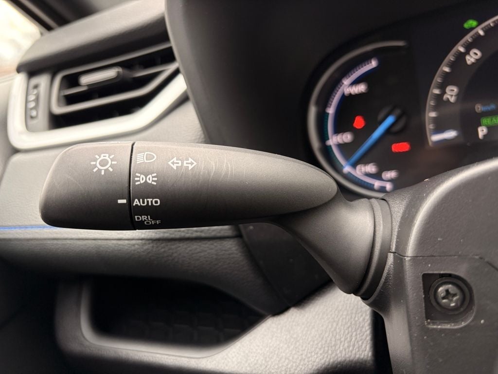 2024 Toyota RAV4 HYBRID SE