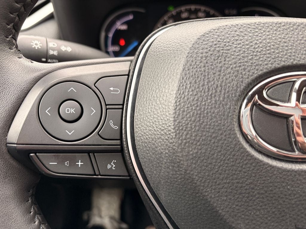 2024 Toyota RAV4 HYBRID SE