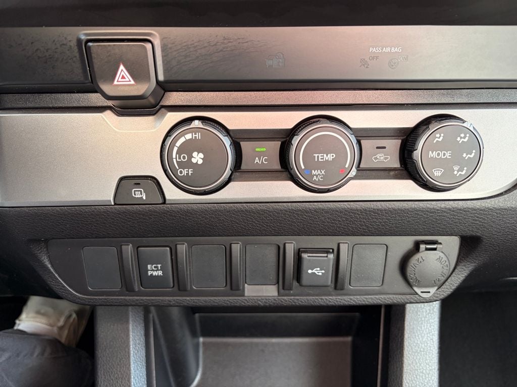 2022 Toyota Tacoma SR