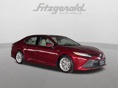 2019 Toyota Camry Hybrid XLE