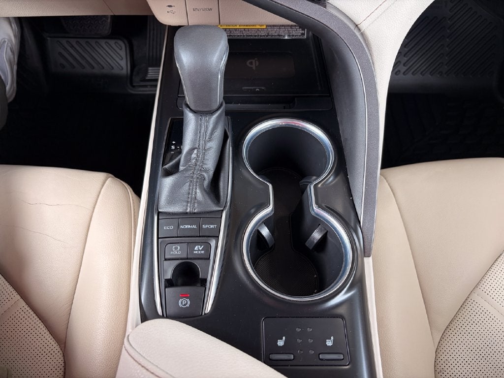 2019 Toyota Camry Hybrid XLE
