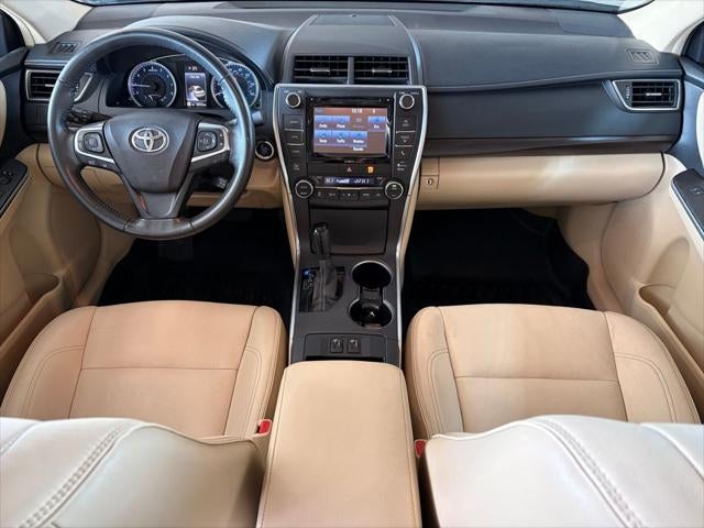 2017 Toyota CAMRY XLE