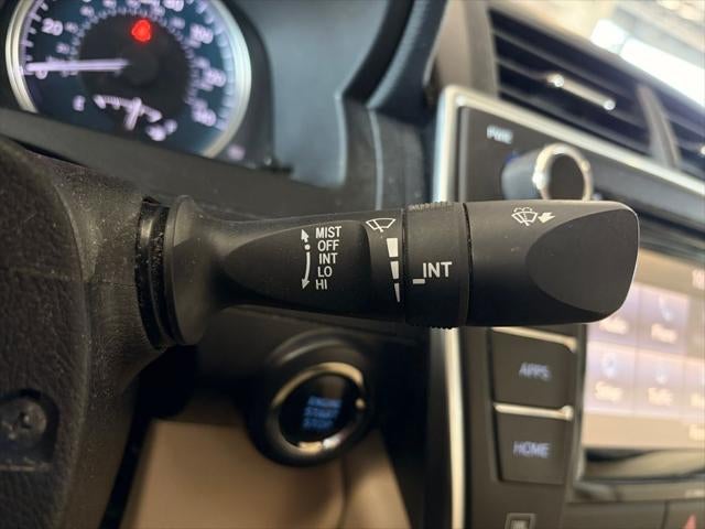 2017 Toyota CAMRY XLE