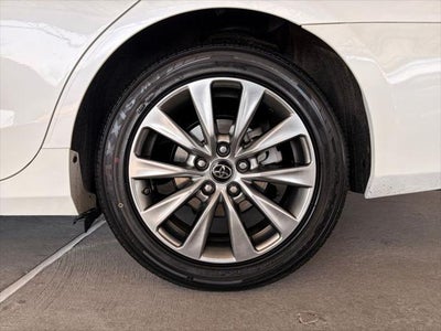 2017 Toyota CAMRY XLE