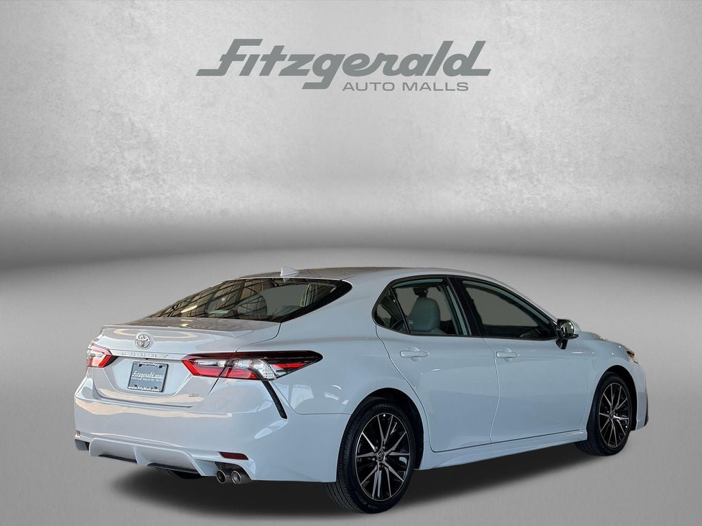 2023 Toyota CAMRY SE