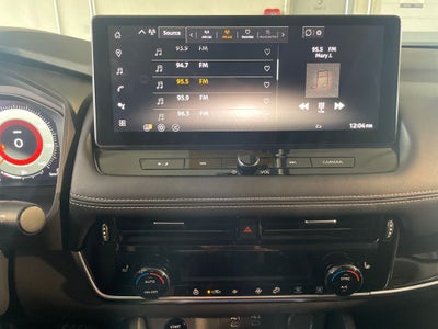 2026 Nissan Rogue SL