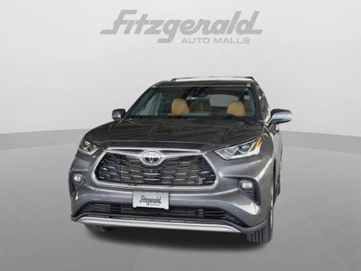 2022 Toyota Highlander Platinum