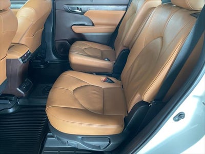 2020 Toyota Highlander Platinum