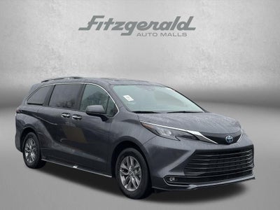 2025 Toyota SIENNA XLE XLE 7 Passenger