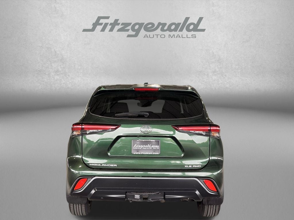 2025 Toyota HIGHLANDER XLE