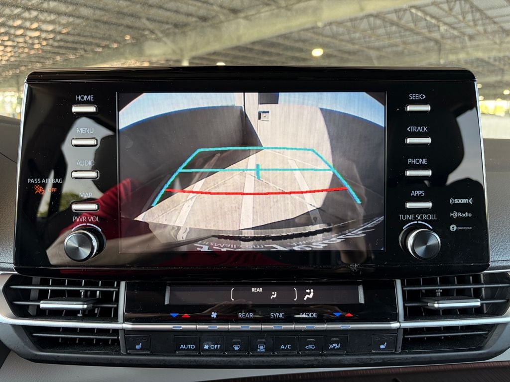 2024 Toyota SIENNA XLE XLE 8 Passenger