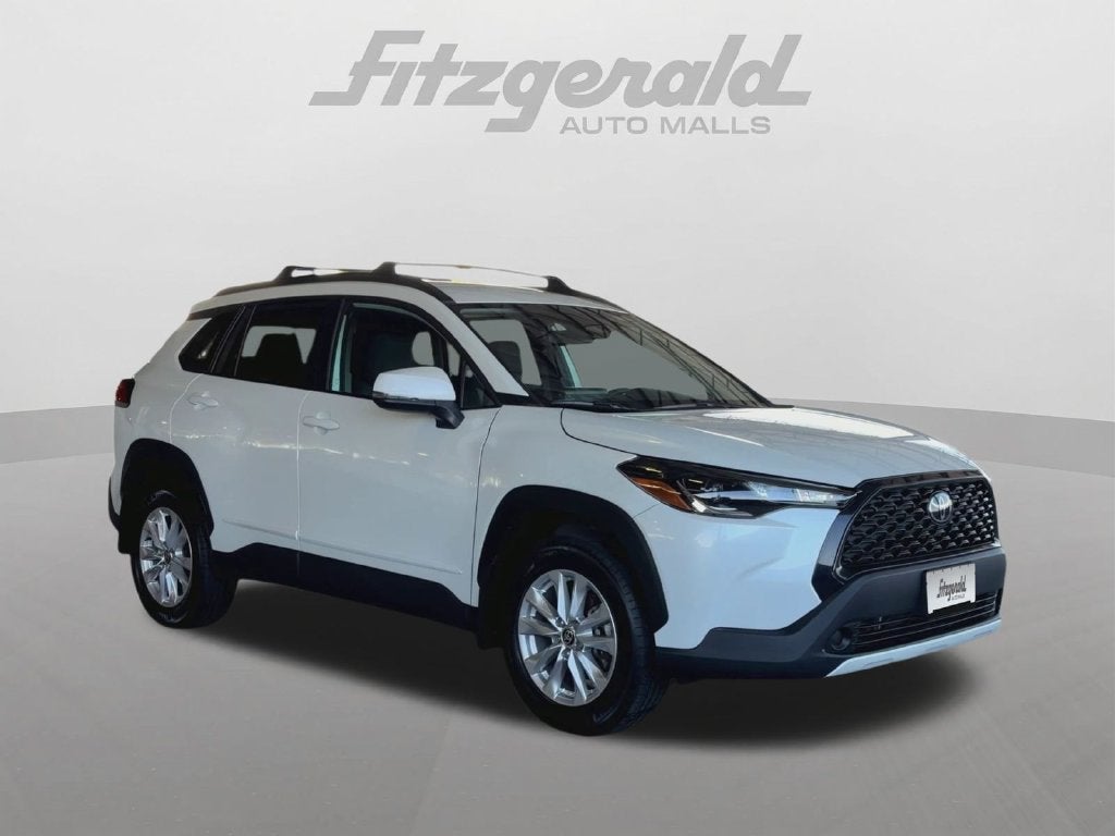 2024 Toyota Corolla Cross LE