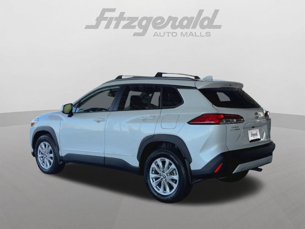 2024 Toyota Corolla Cross LE