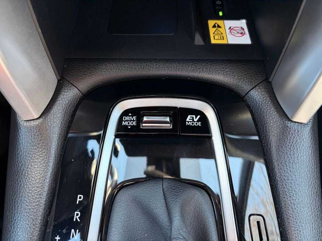 2023 Toyota Corolla Cross Hybrid XSE