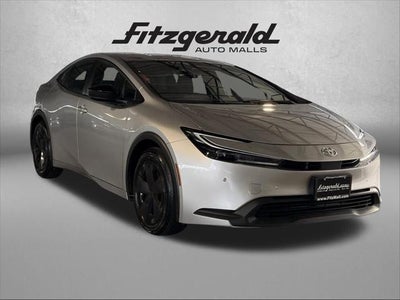 2025 Toyota PRIUS LE