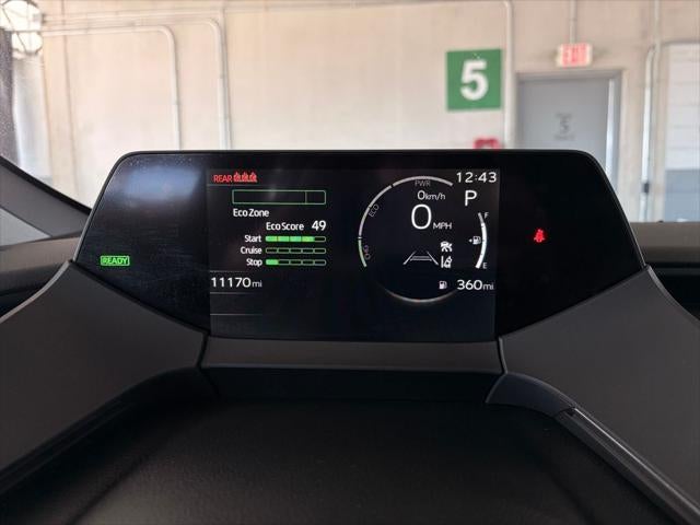 2025 Toyota PRIUS LE