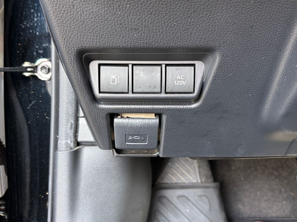 2023 Toyota Prius Prime SE