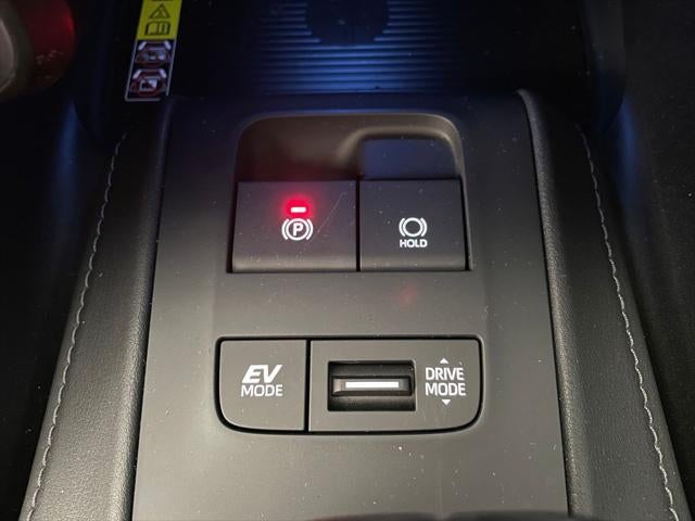 2024 Toyota VENZA LE