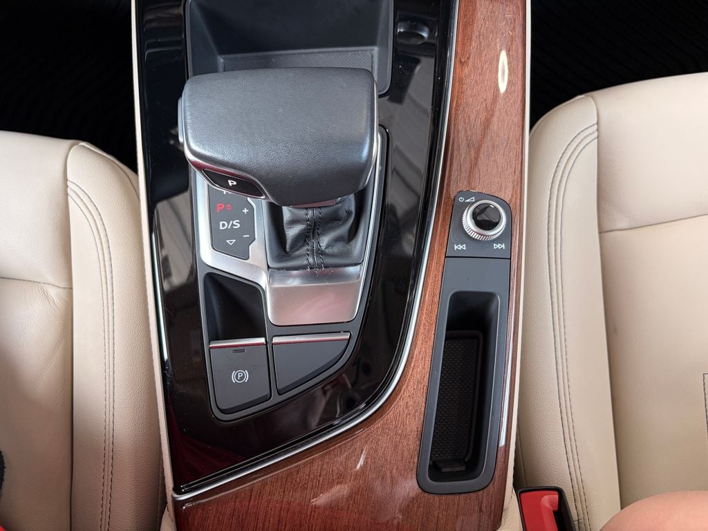 2022 Audi A4 40 Premium Plus quattro