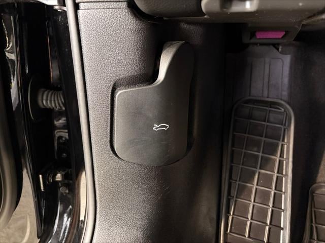 2020 Porsche Macan S