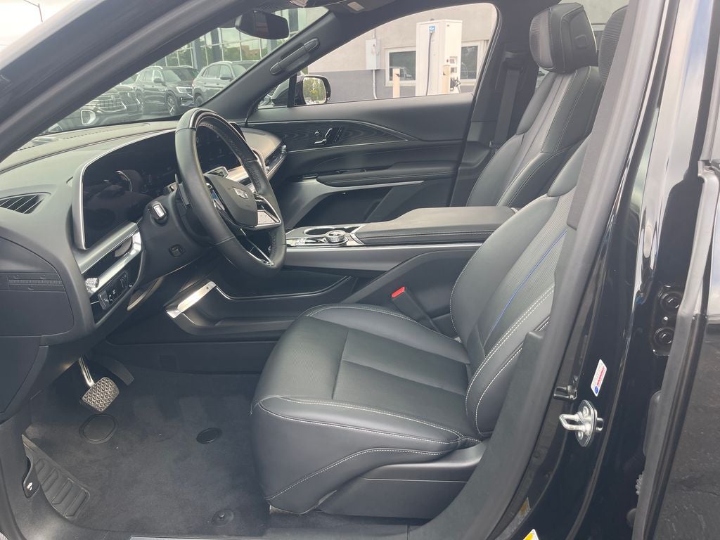 2024 Cadillac LYRIQ Sport